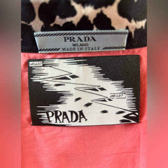 Prada Shirt Button Down Comic Print Pink Black Rosa + Ferro Size 8 (44 Italian) - Picture 10 of 16